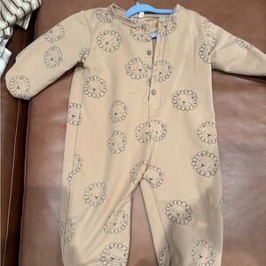 Quincy Mae Beige Lion Print Footie